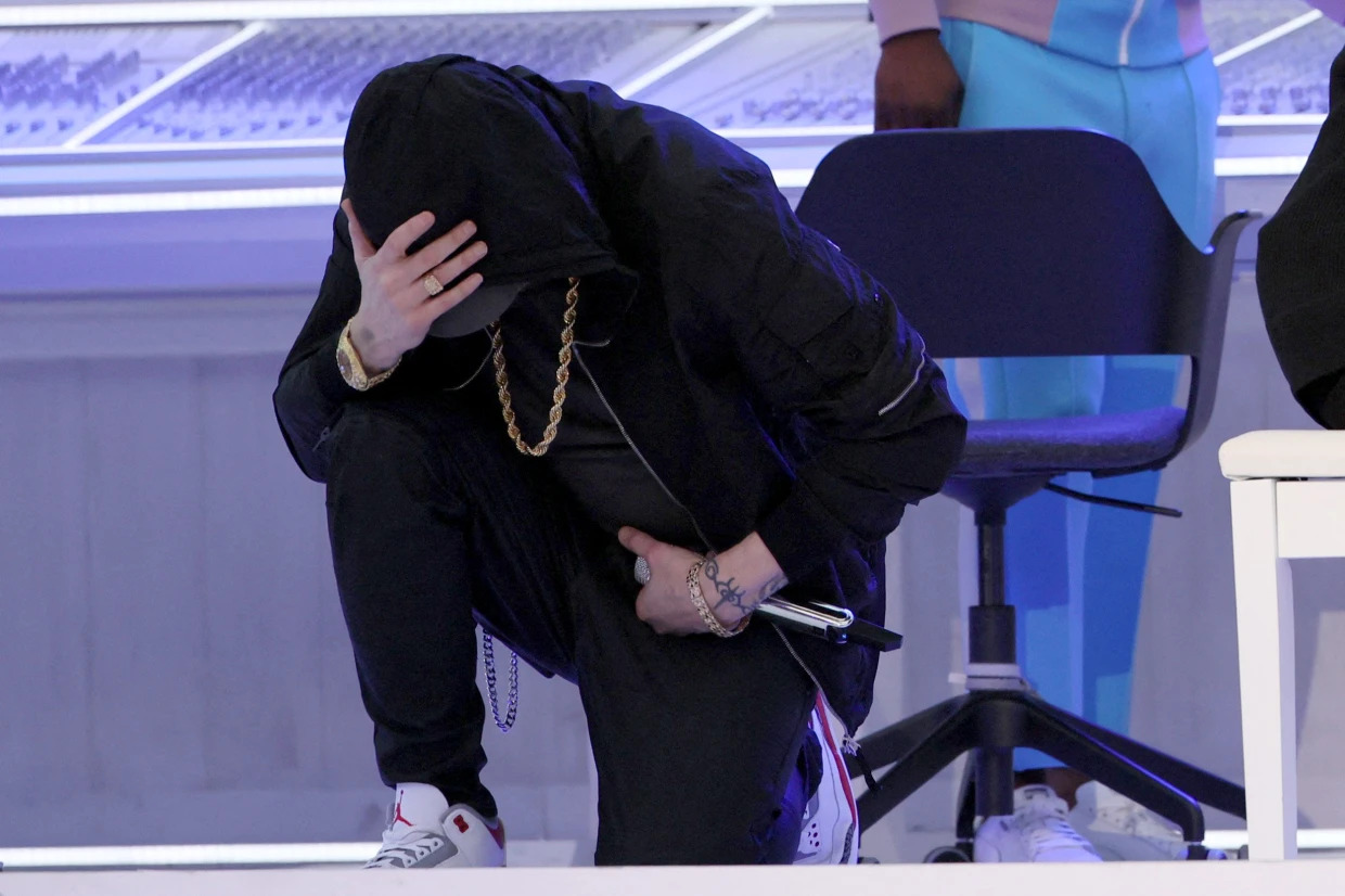 Eminem kneeling Blank Meme Template