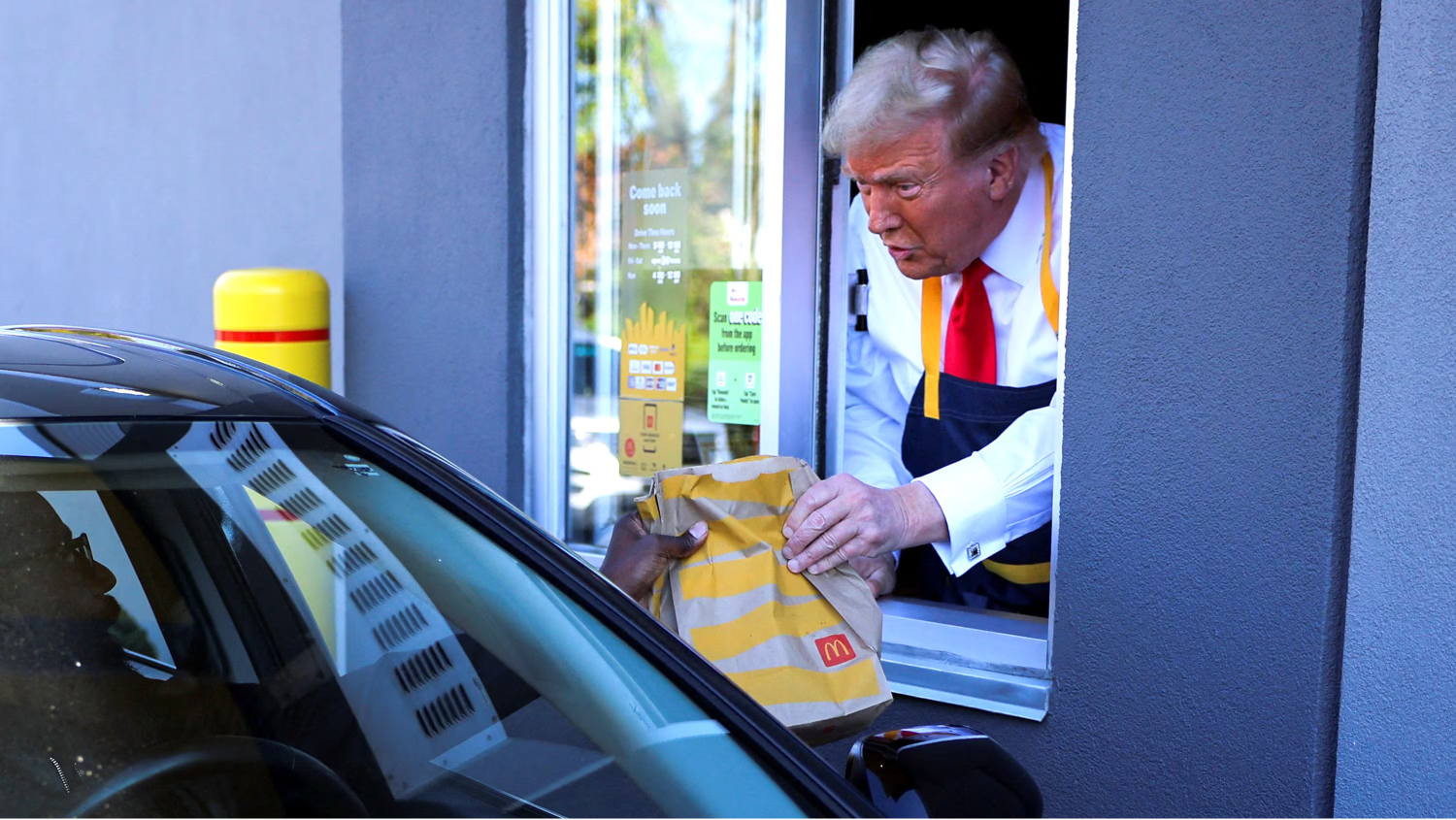 Trump Serving McDonalds Blank Meme Template