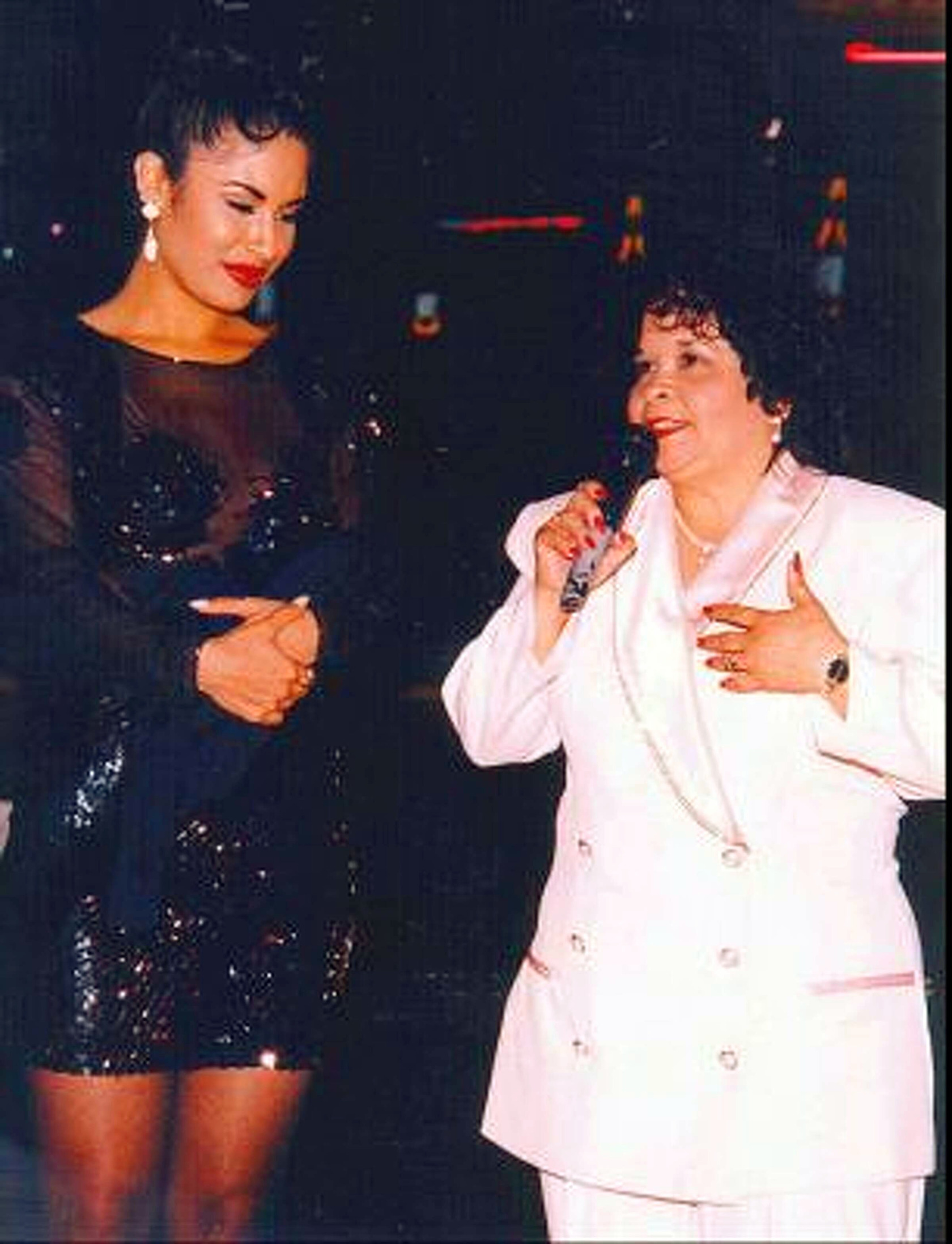 High Quality Selena & Yolanda Saldívar Blank Meme Template