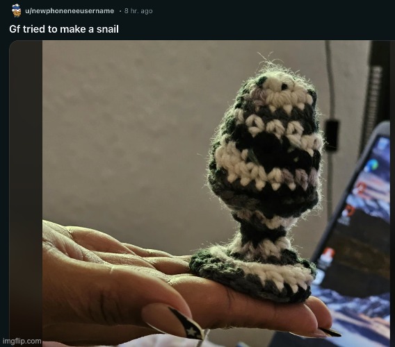 i dont think thats a snail | made w/ Imgflip meme maker
