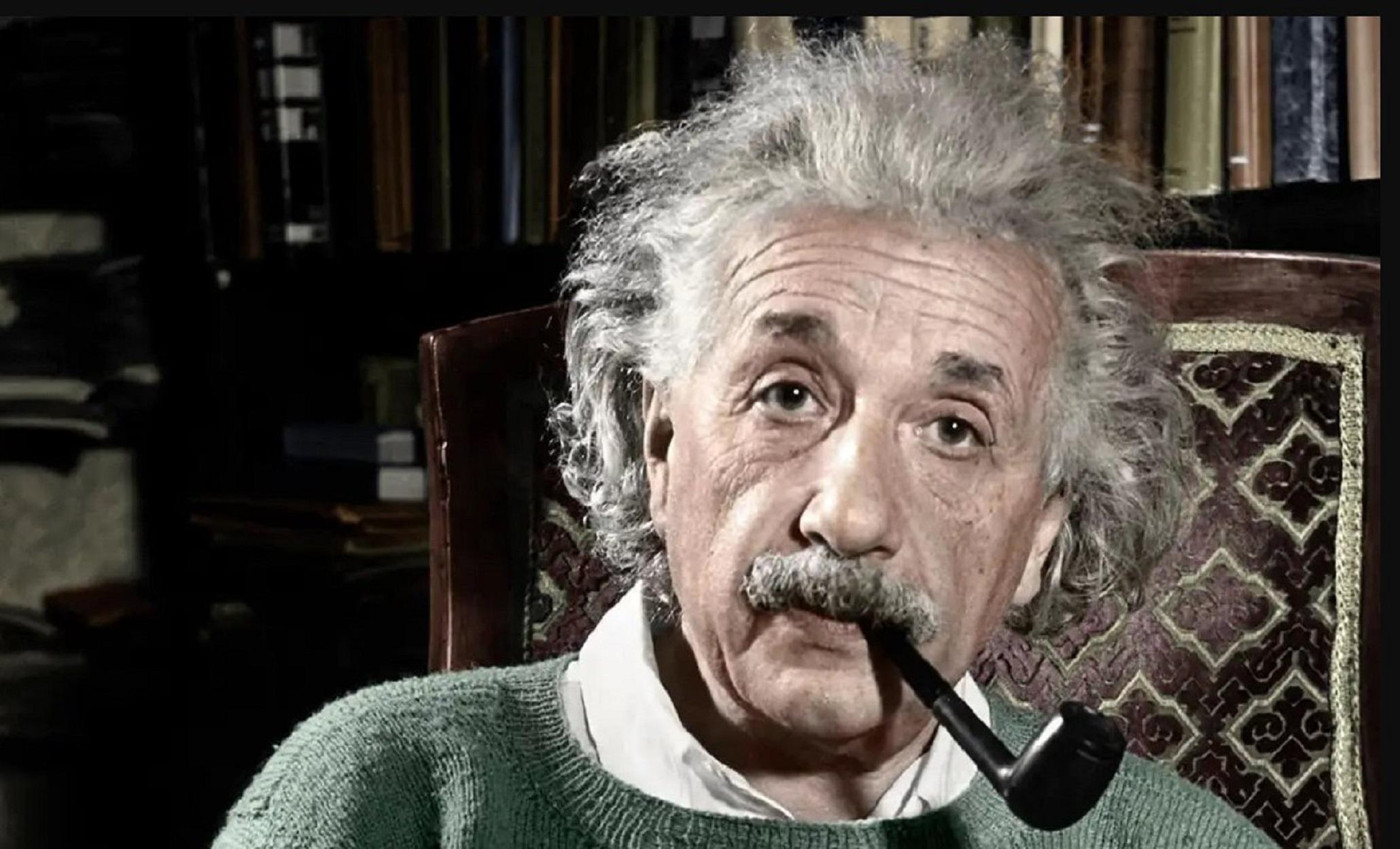 High Quality Einstein with a pipe Blank Meme Template