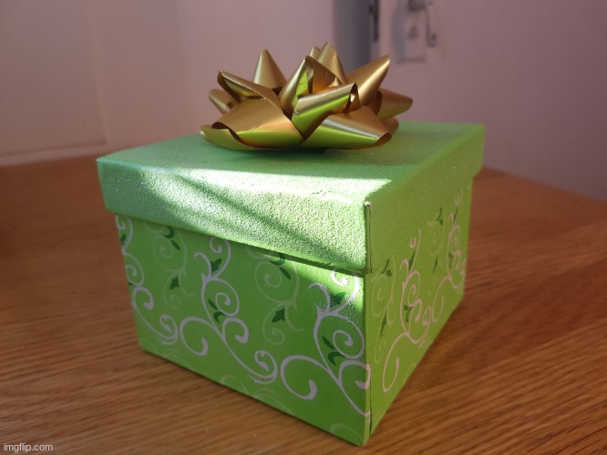 Gift Box | image tagged in gift box | made w/ Imgflip meme maker