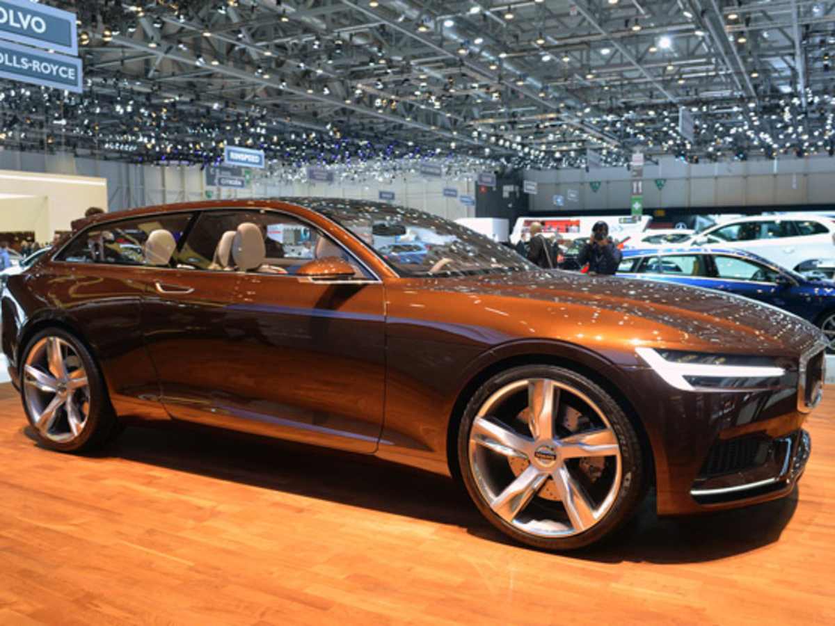 Volvo concep estate Blank Meme Template