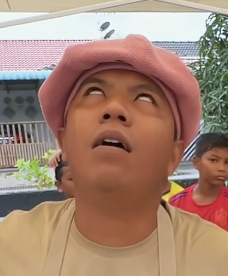 Donut Berayaq Blank Meme Template