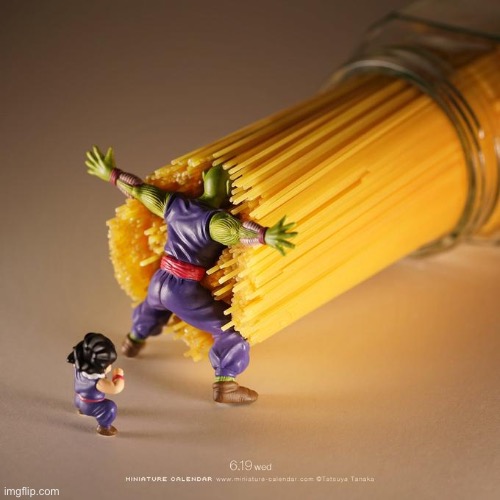 Piccolo VS Spaghetti | image tagged in piccolo vs spaghetti | made w/ Imgflip meme maker