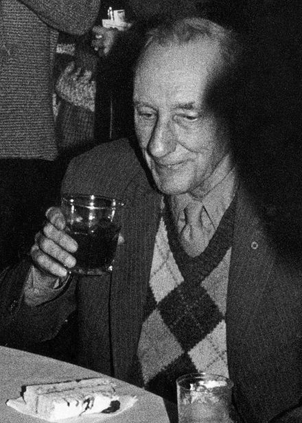 WILLIAM Blank Meme Template