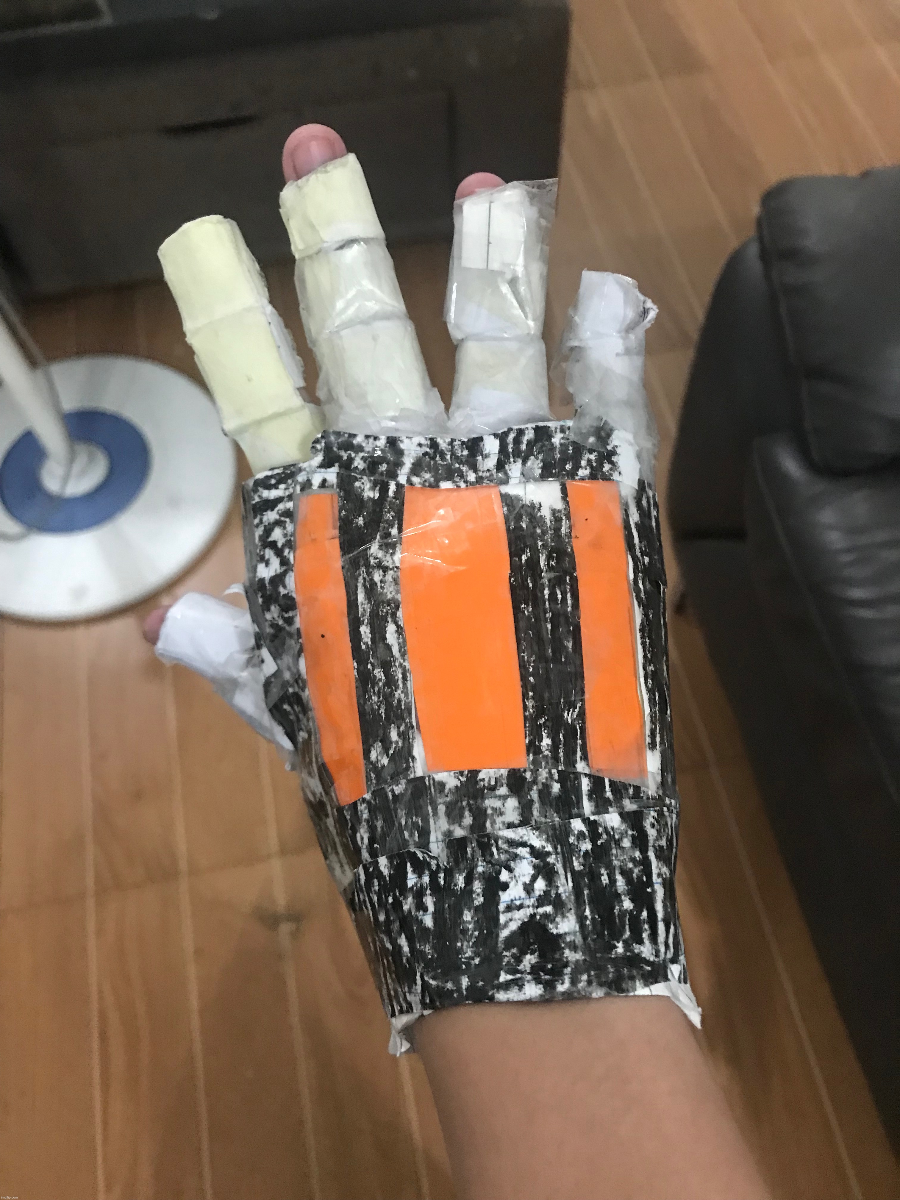 I made Zerobot’s hand (there’s no black construction paper) | made w/ Imgflip meme maker