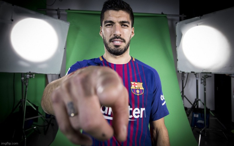 luis suarez pointing | image tagged in luis suarez pointing | made w/ Imgflip meme maker