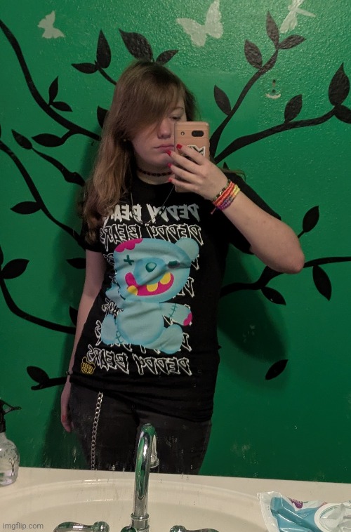 My mom said my shirt fits my personality yaaaaa | image tagged in emo,face reveal | made w/ Imgflip meme maker