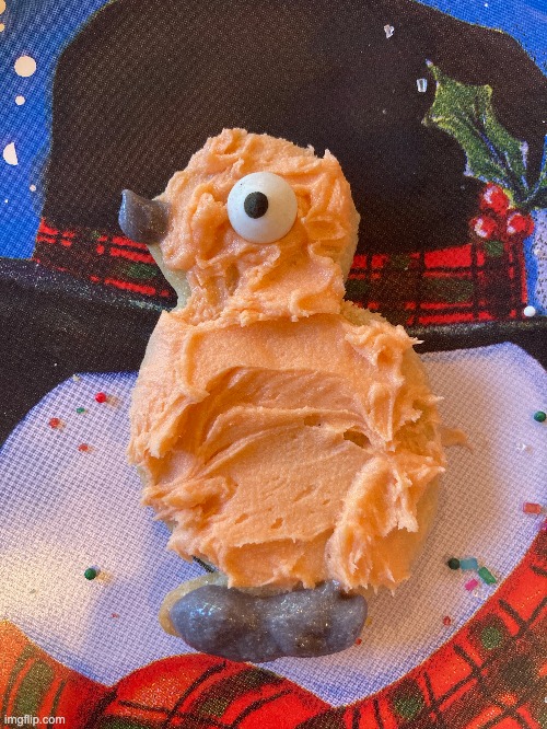 i was at my bro's gf's for a christmas party. we were decorating cookies and i made this. what do yall think? | image tagged in memes,funny,nathaniel the duck,smg4,fanlore,team clawfist | made w/ Imgflip meme maker