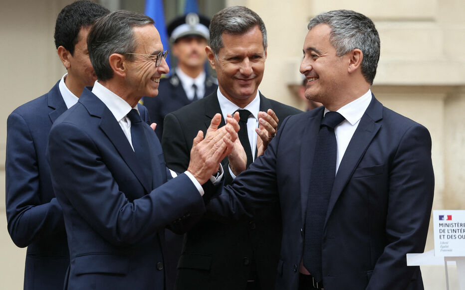 Retailleau et Darmanin Blank Meme Template