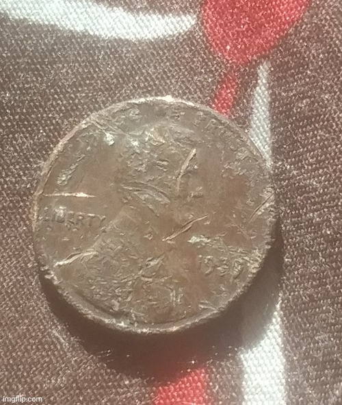 I found a WW2 penny! (Look at the date) | image tagged in penny,ww2 | made w/ Imgflip meme maker