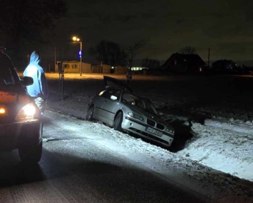 drift bmw snow fail Blank Meme Template