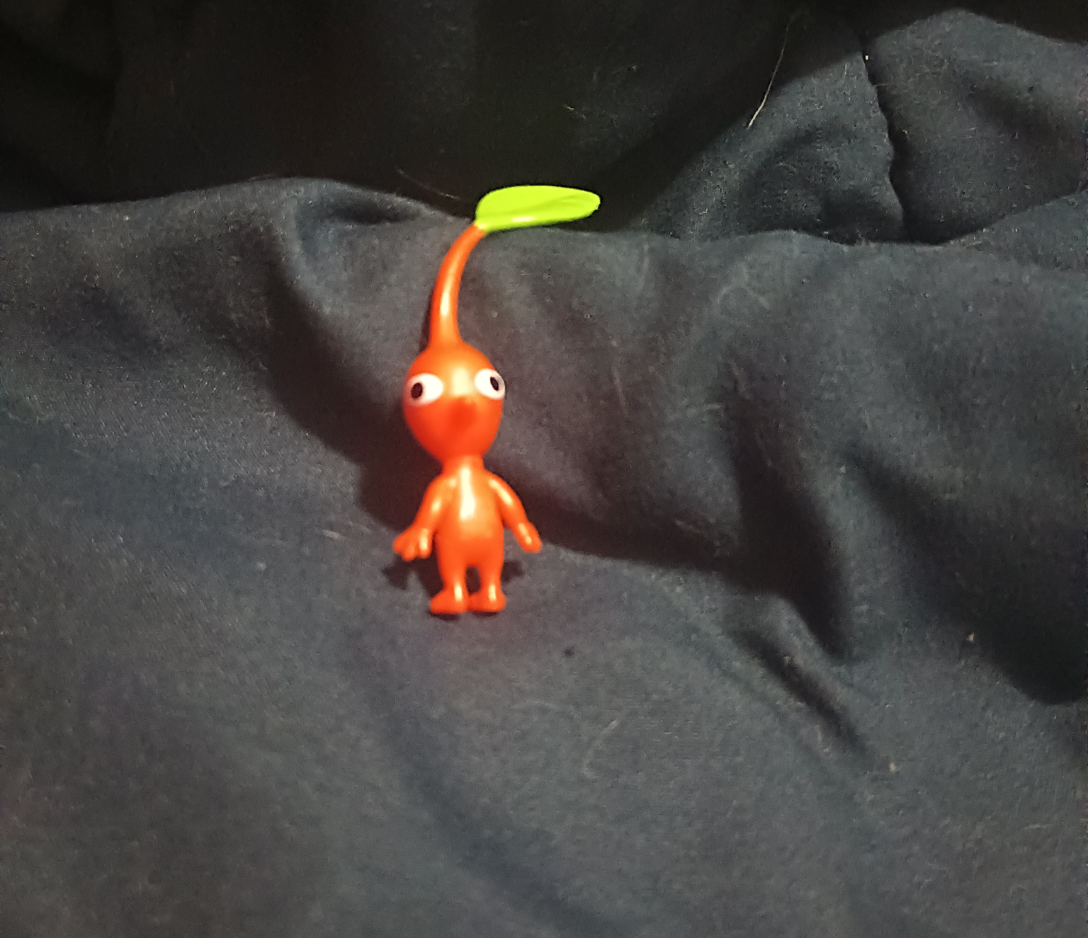 Red pikmin Blank Meme Template