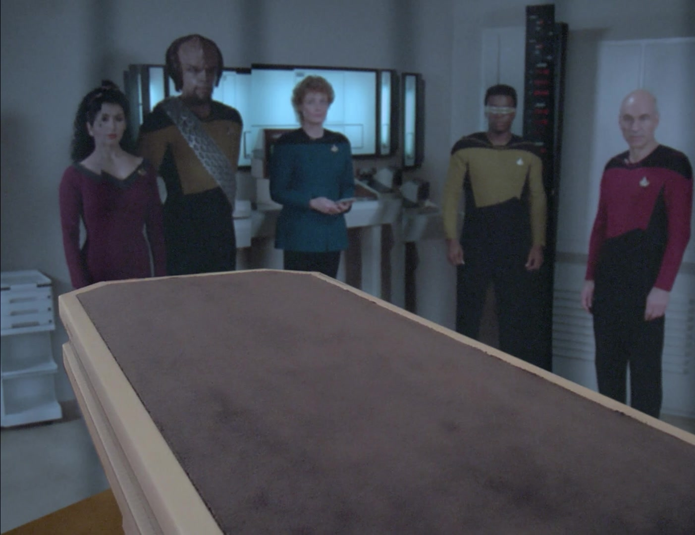 Star Trek TNG, Empty Bed, Picard Worf Blank Meme Template