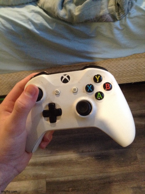 I've had this since i was 7. It cycled through like 3 Xboxs and I now use it for my laptop | made w/ Imgflip meme maker