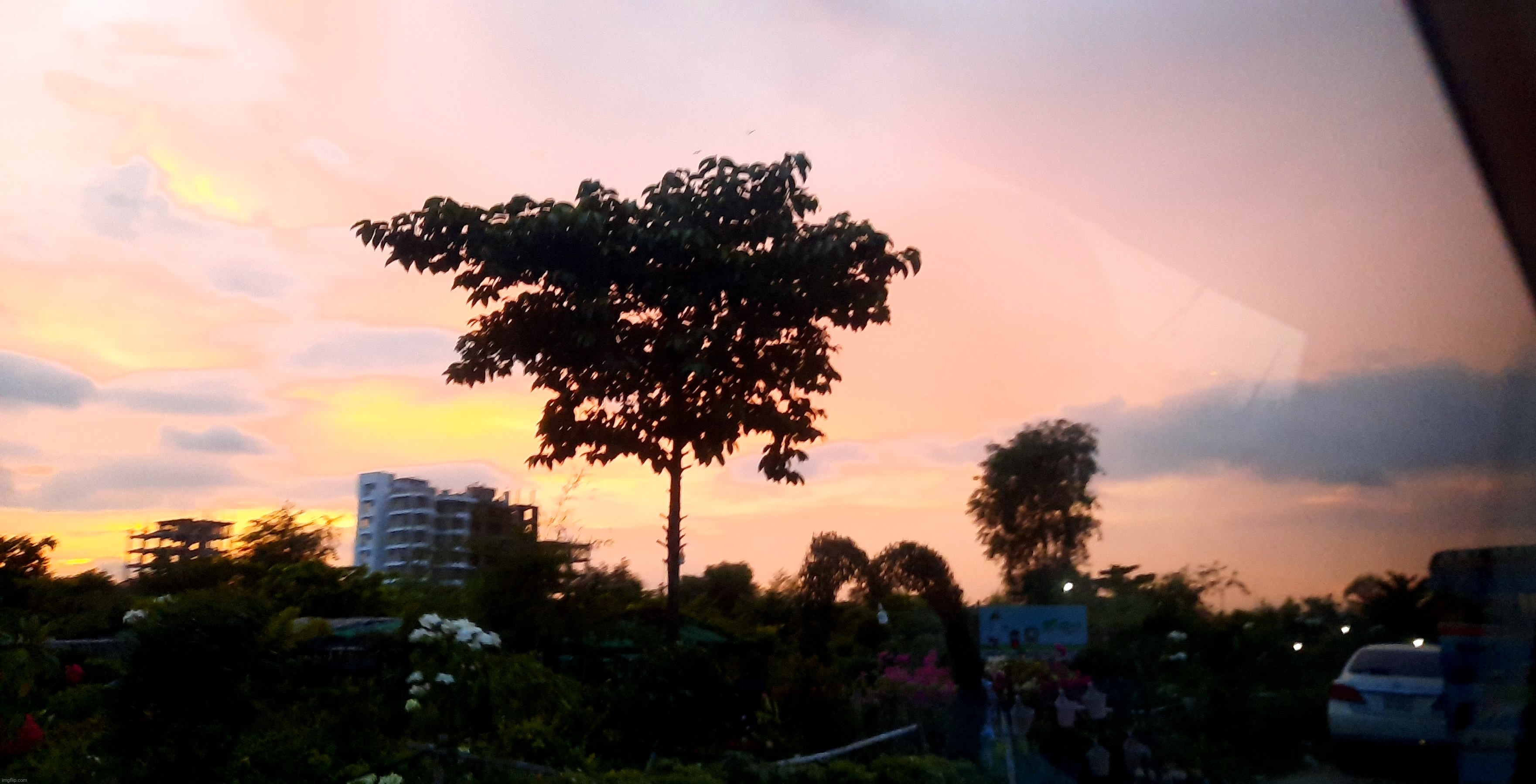 Shibuiya lore susnet | made w/ Imgflip meme maker