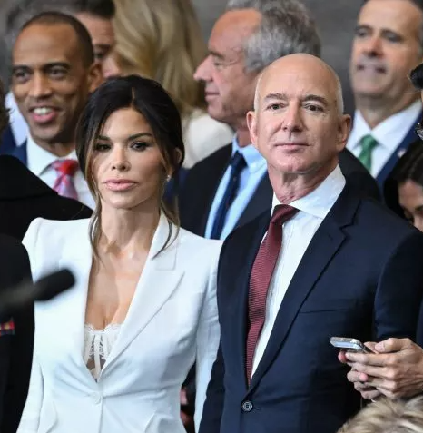 Lauren Sánchez with Jeff Bezos at Inauguration Blank Meme Template