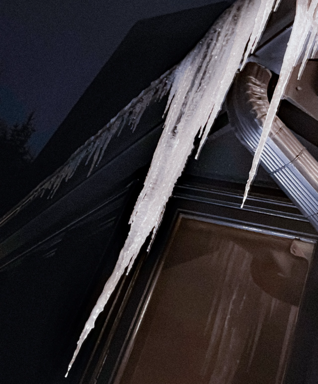 Icicles. Blank Meme Template