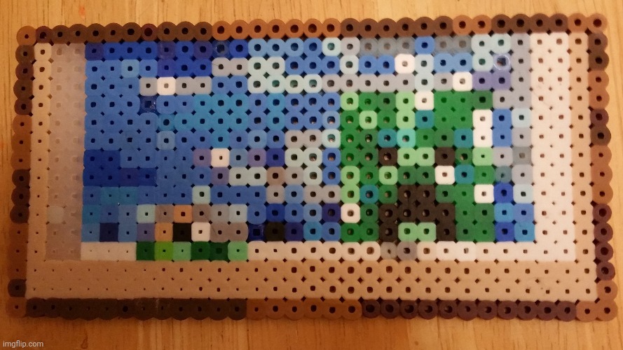 Tried to recreate the creeper painting from Minecraft with Peler Beads | image tagged in peler,minecraft,art | made w/ Imgflip meme maker