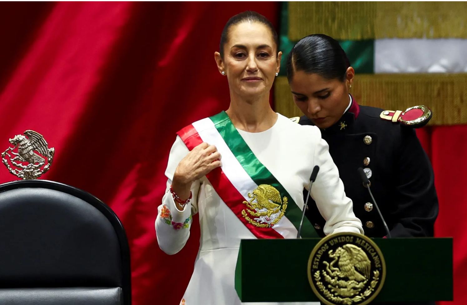 Claudia Sheinbaum México president Blank Meme Template