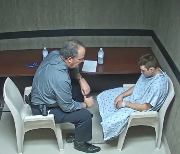 High Quality esta aqui con nosotros? Blank Meme Template