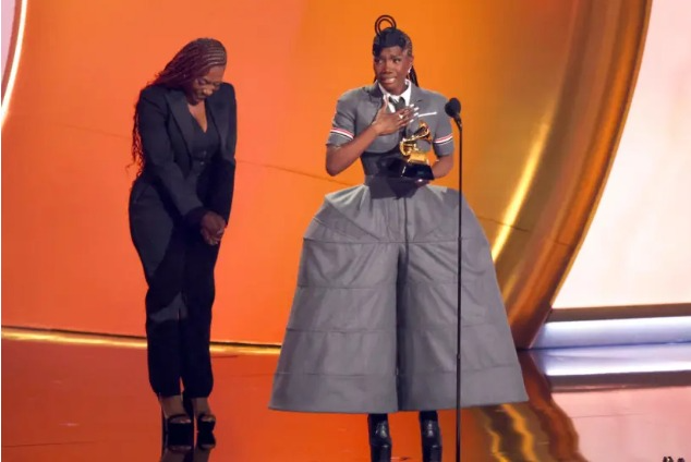 dochii, award Blank Meme Template