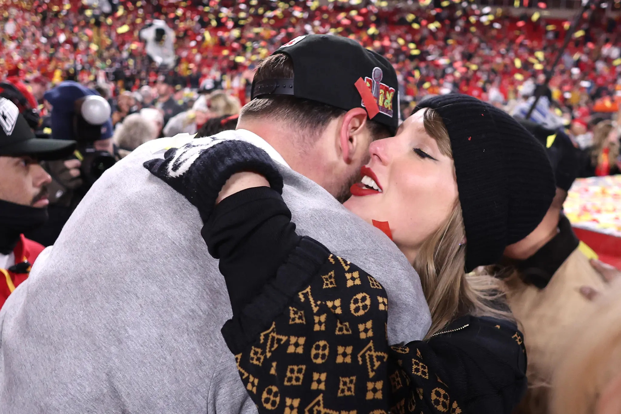 taylor swift travis kelce superbowl LIX loss Blank Meme Template