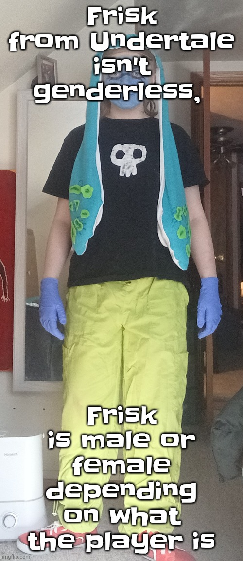 Gates quiznos | Frisk from Undertale isn't genderless, Frisk is male or female depending on what the player is | image tagged in gates quiznos | made w/ Imgflip meme maker