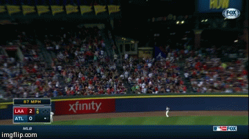 Braves fan hurts himself trying to catch Albert Pujols home run (GIF)