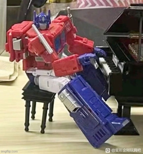 Optimus Piano | image tagged in optimus piano | made w/ Imgflip meme maker