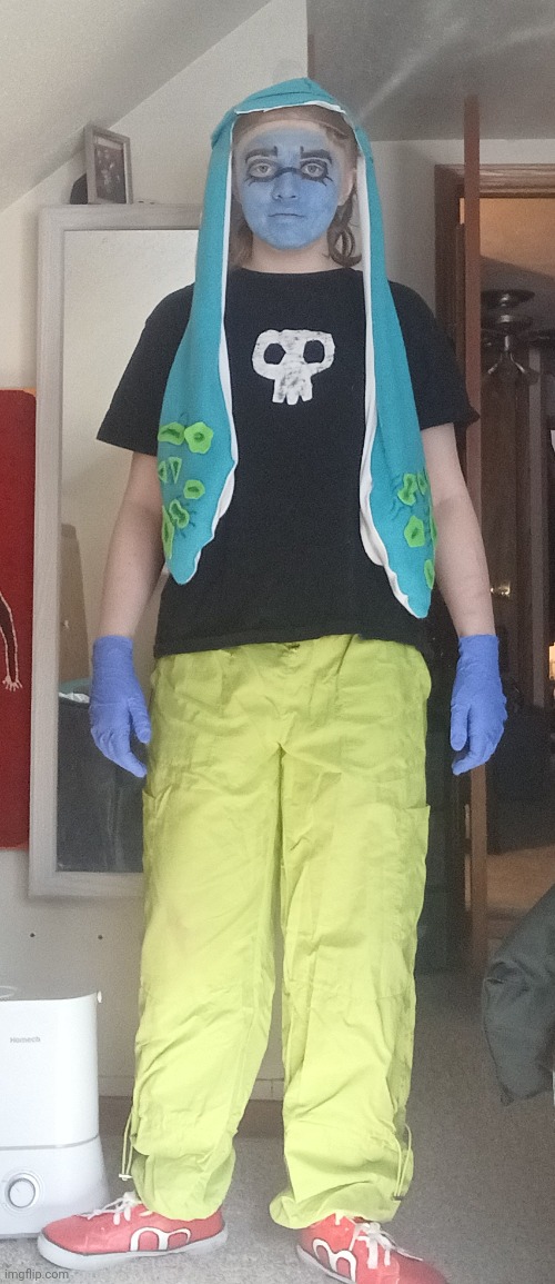 Wonderland - triampersandy (Japanese band nobody has heard of) | image tagged in gates quiznos | made w/ Imgflip meme maker