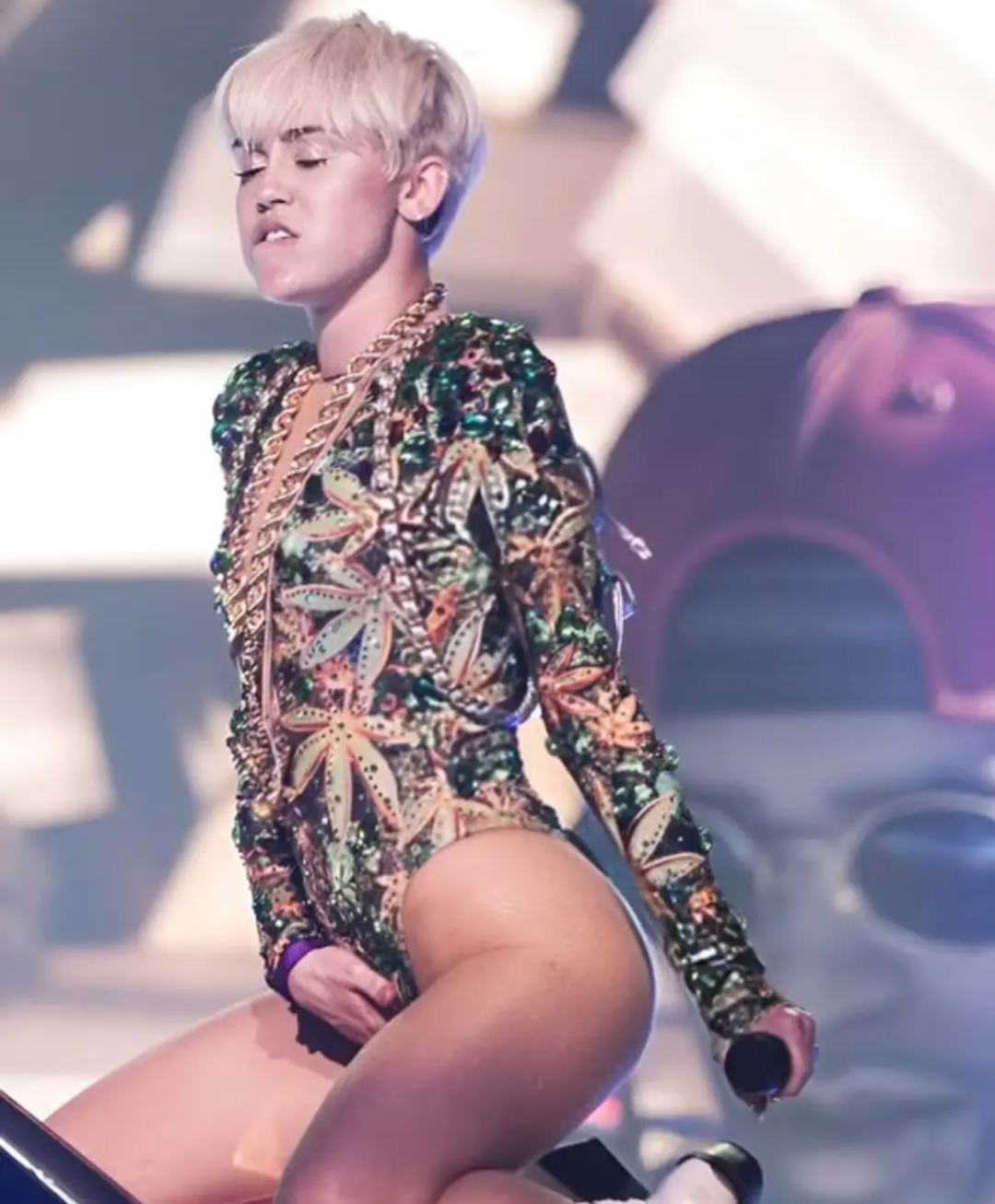 Miley Blank Meme Template