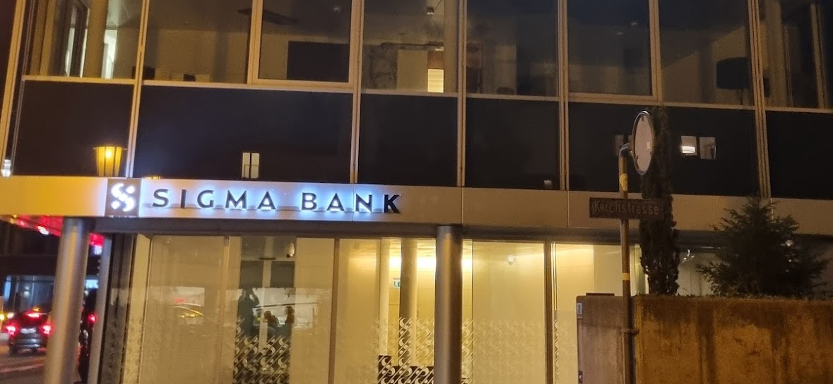 High Quality Sigma bank ? Blank Meme Template