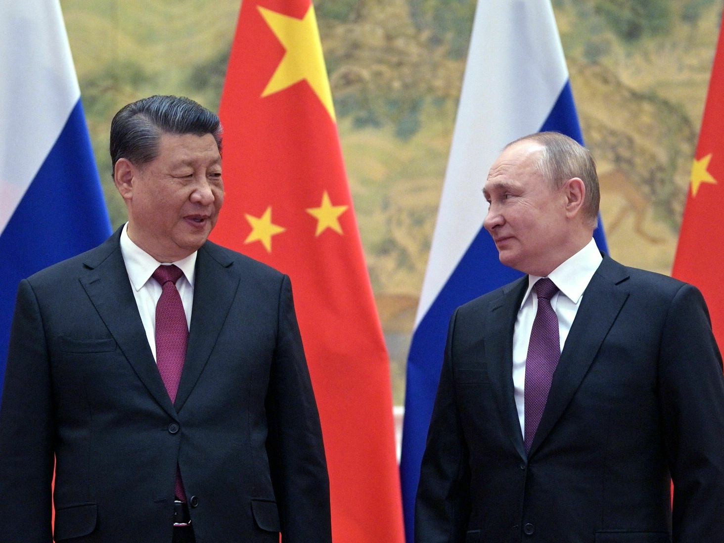 Xi Jinping and Putin Blank Meme Template