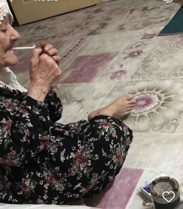 High Quality Smoking grandma Blank Meme Template