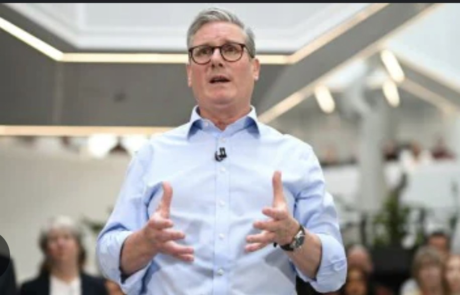 Two Tier Kier Blank Meme Template