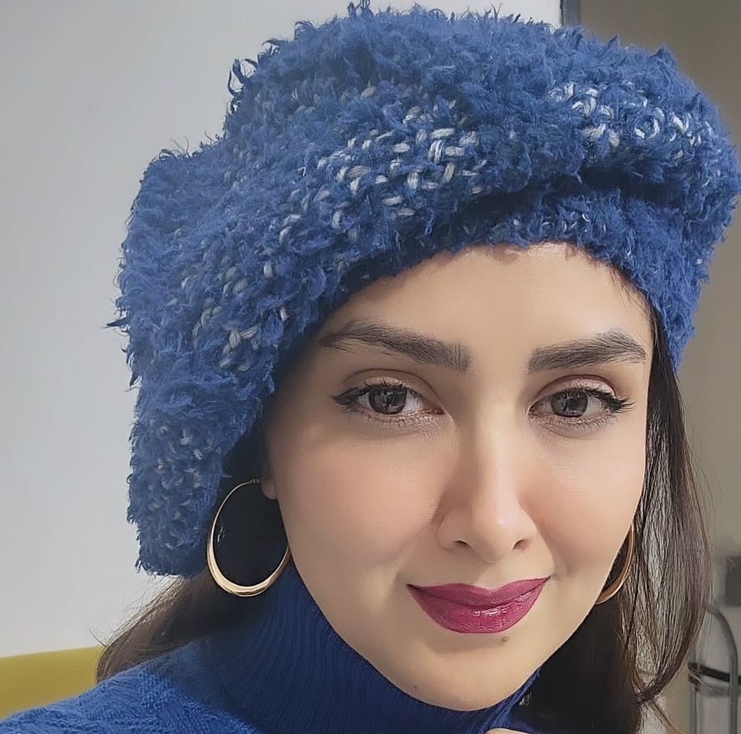 Mina Blank Meme Template