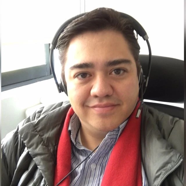 Eduardo Garza Doblaje Blank Meme Template
