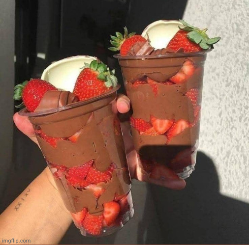 I WANT IT | image tagged in yum,yummy,yumm,yummy yum,yum yum yum,mmmyummmm | made w/ Imgflip meme maker