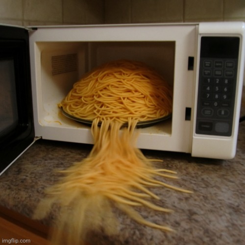 spaghetti al microonde | image tagged in spaghetti al microonde | made w/ Imgflip meme maker