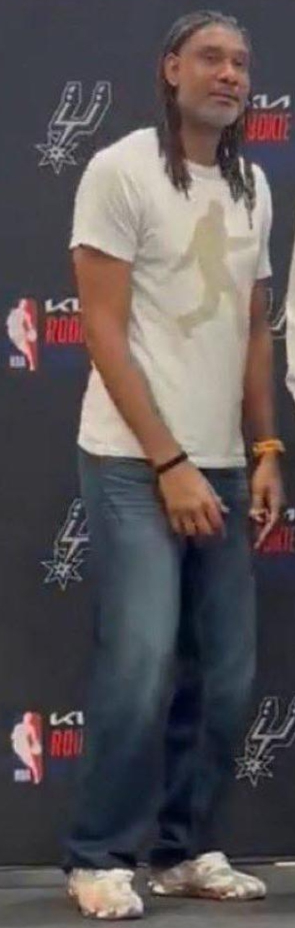 High Quality Tim Duncan Blank Meme Template