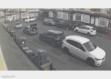 The 'That'll Do' School Of Parking ! - Imgflip
