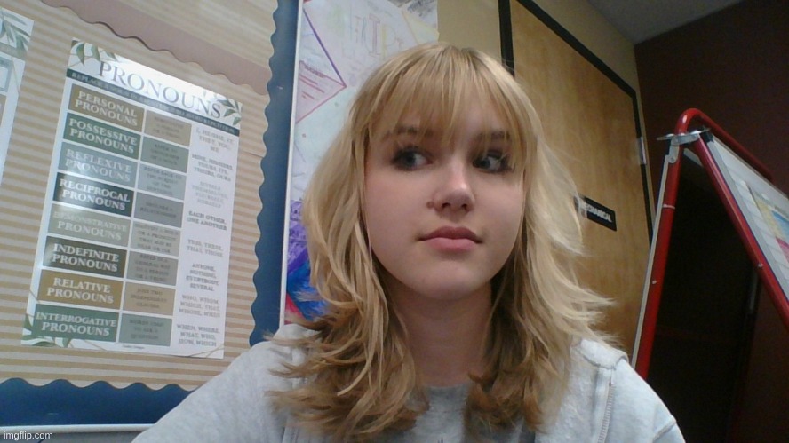Reinaaaaa! (Pronounced: Reina) Call me Rey... ummm I turn 13 on August 17 so yeah | image tagged in reina_dont_laugh_ur_in_class | made w/ Imgflip meme maker