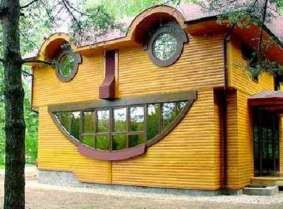 Hilarious Real House | image tagged in hilarious,cool house,architecture,art,creative,surreal | made w/ Imgflip meme maker