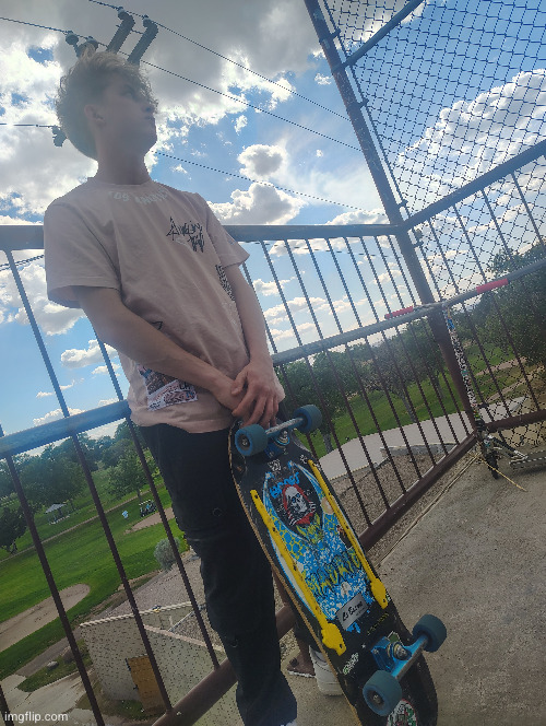 me near the best skatepark ever | image tagged in skateboarding,skateboard,skatepark,picture,shinobii,fun | made w/ Imgflip meme maker