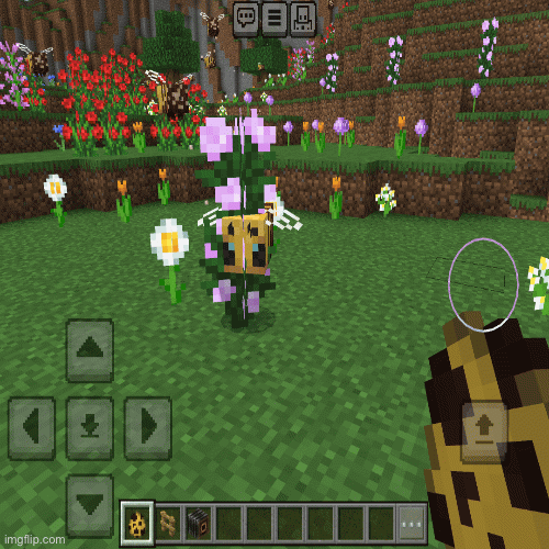 Epic dancing bee | image tagged in gifs,minecraft,bee | made w/ Imgflip images-to-gif maker
