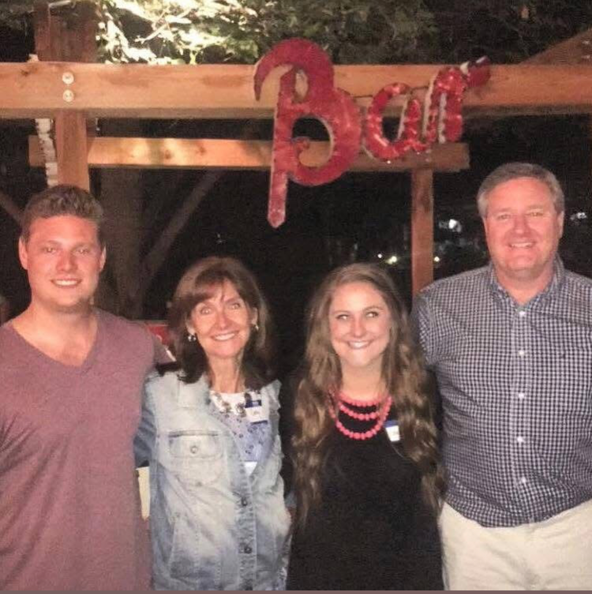 We ❤️ Trump Blank Meme Template