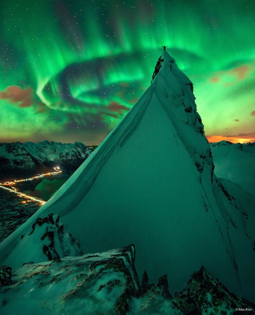 Norway | image tagged in beautiful,aurora,winter,mountain,traffic,night | made w/ Imgflip meme maker