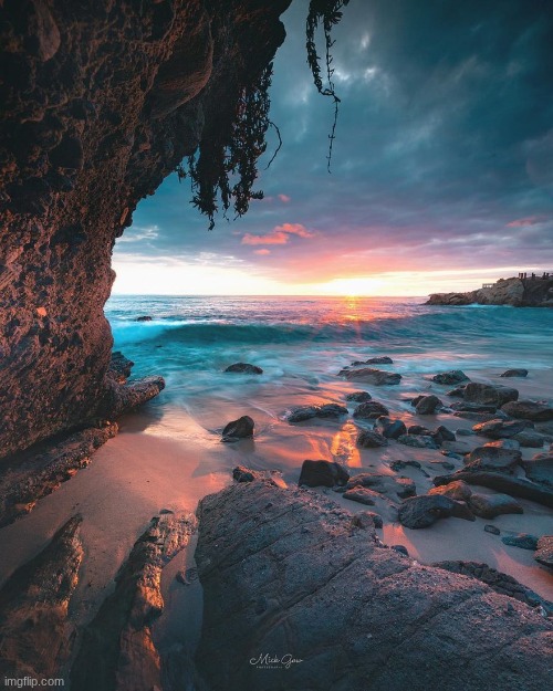 Beautiful | image tagged in beautiful,ocean | made w/ Imgflip meme maker